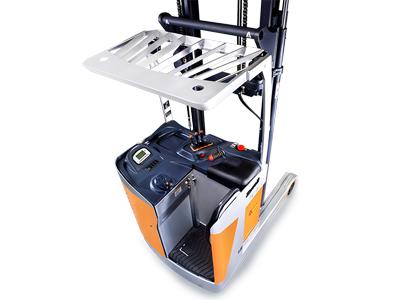 Empilhadeira/Empilhador eléctrica/o retrátil 1,600-1,800kg FRA 